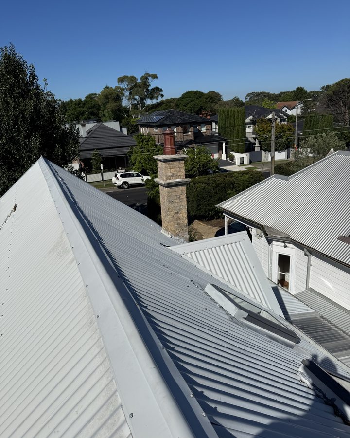 Colorbond roof in North Willoughby by Pristine Pressure Clean